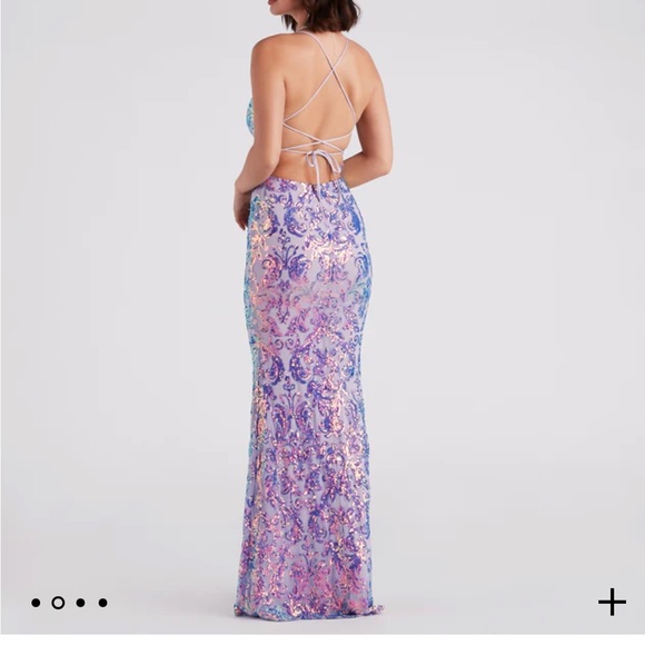 Beautiful formal prom dress purple with strapped back, stretchy material - Picture 3 of 4